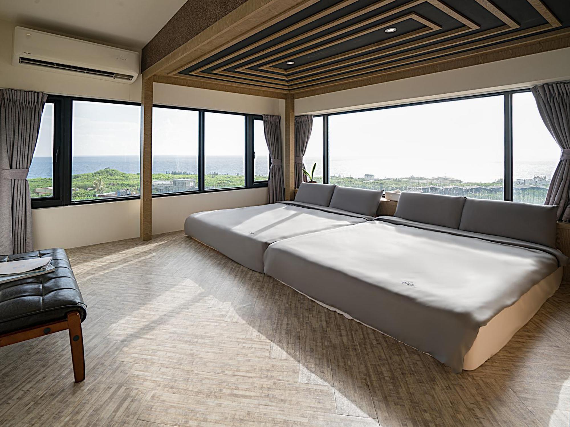 琉球茶室 現代館 Bed and Breakfast Xiaoliuqiu Exteriör bild