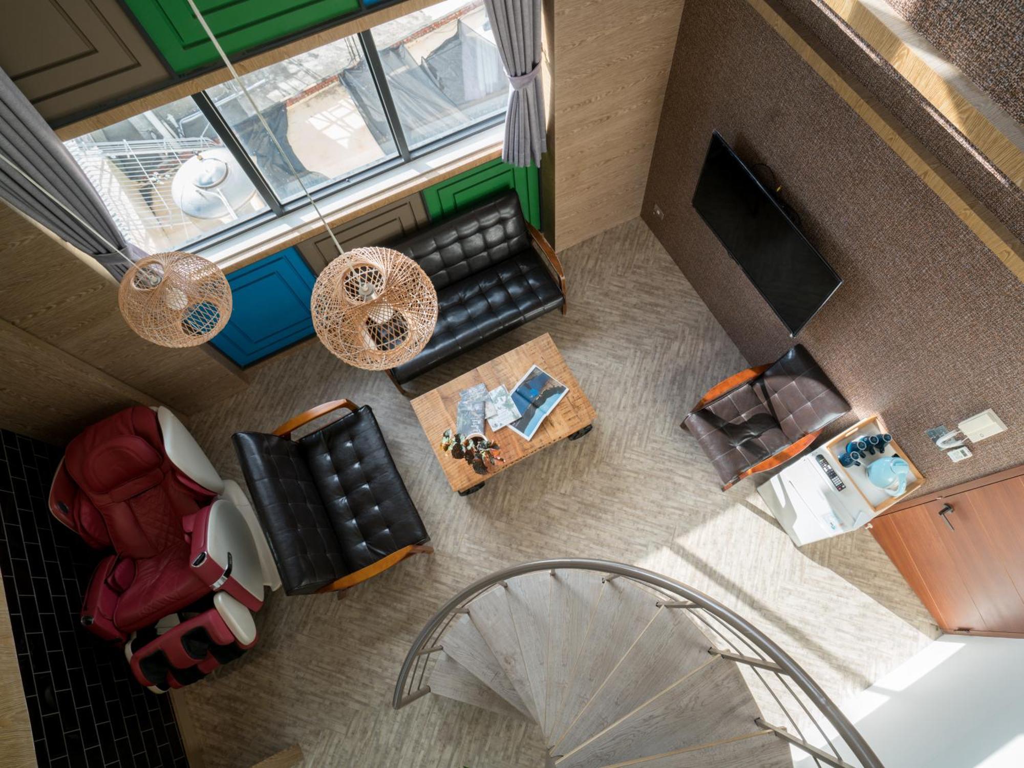 琉球茶室 現代館 Bed and Breakfast Xiaoliuqiu Exteriör bild