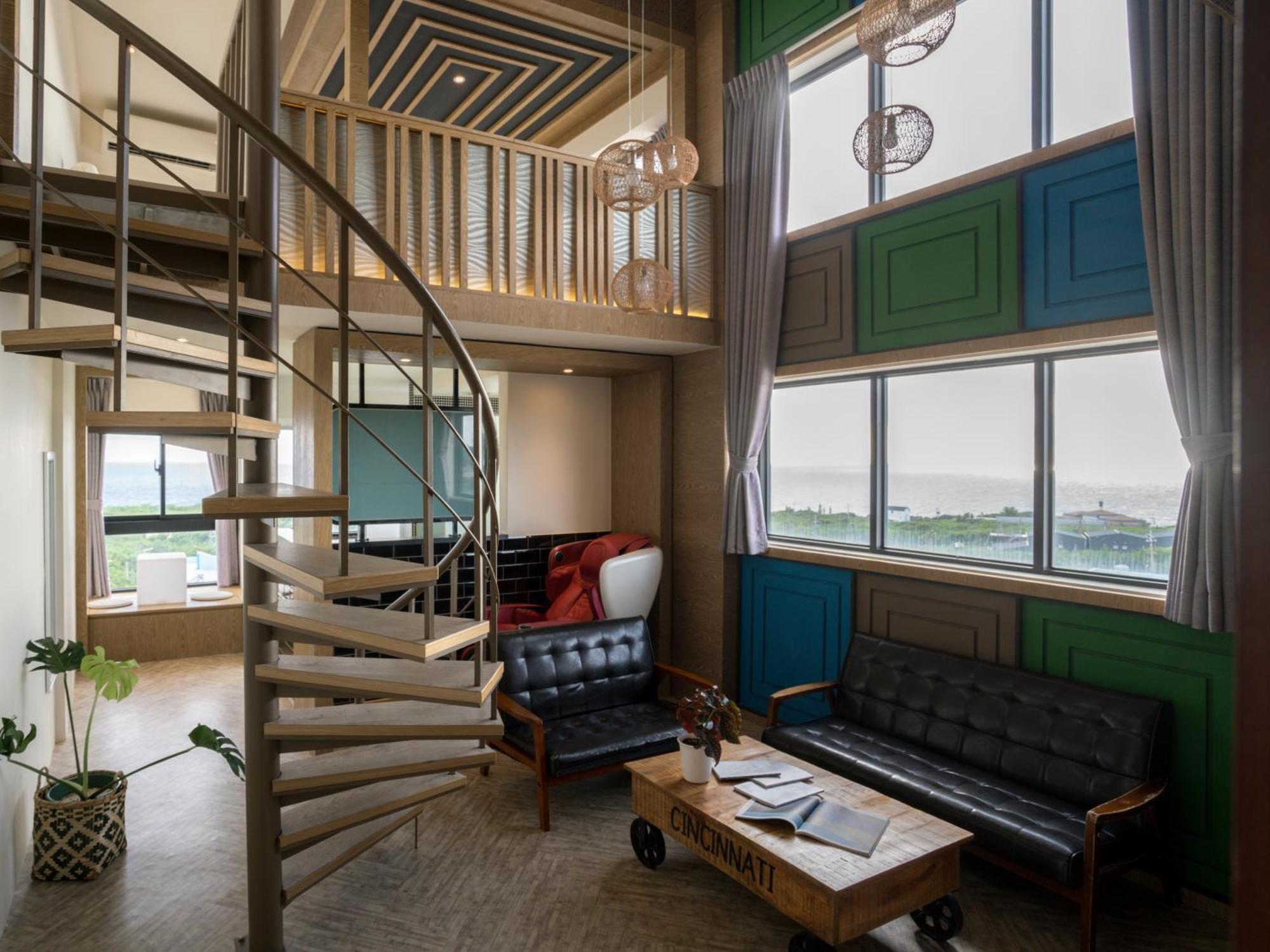 琉球茶室 現代館 Bed and Breakfast Xiaoliuqiu Exteriör bild