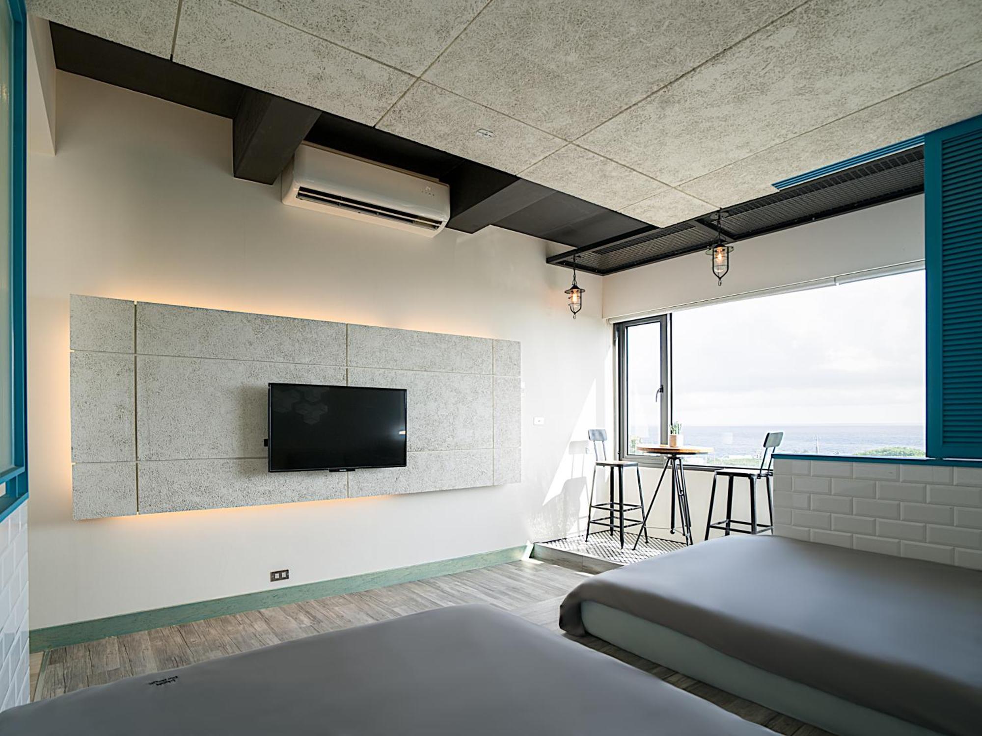 琉球茶室 現代館 Bed and Breakfast Xiaoliuqiu Exteriör bild
